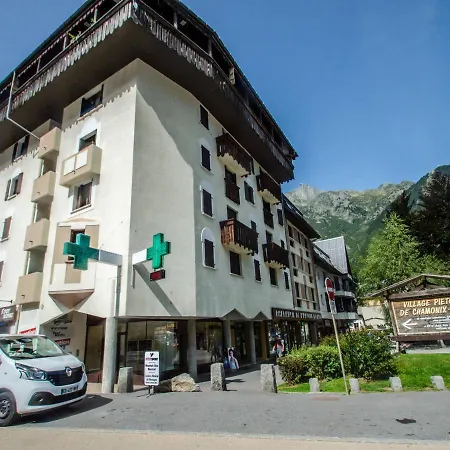 4 Pers. Avec Balcon Face A L'aiguille Du Midi, Chamonix, Parking & Services Inclus - Fr-1-343-210 Шамоні